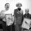 Ursula Seiler (Mitte) ehrte in der Betriebsversammlung des Pianobauers
langjährige Mitarbeiter (von links): Henry Kühner, Rene Olbrich, Ursula
Baumann und Reiner Ritz.