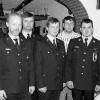 Für 25-jährige Mitgliedschaft zeichnete Vorsitzender Herbert Interwies
(Mitte) Oliver Müller (von links), Norbert Pfeifroth, Michael Weis, Josef
Kleespies und Stefan Müller mit einer Urkunde aus. Zu den ersten
Gratulanten gehörte Bürgermeister Wolfgang Schiff.
