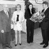 Unser Bild zeigt das Ehepaar Schmittwolf mit MdB Dorothee Mantel (2.
von rechts) und 2. Bürgermeister August Hornung (links).