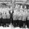 Die bekannten Münchner Chorknaben und Chormädchen.