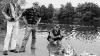 Planen einen Modellboot-Schautag im Lohrer Freibad (von links): Peter Wiesner, Herbert Schwind und Günter Stegerwald. und etliche andere
Modellbauer aus dem raum Lohr.