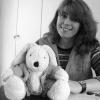 Mit Liedern, Reimen, Malen und Basteln spielen Bianca Kahl und ihr Assistent Benjamin Bunny mit den Kindern
- auf Englisch. Die Spielsprachschule "Abrakadabra" richtet sich an Kinder ab vier Jahre.