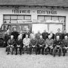 Diese Ehrenmitglieder der Esselbacher Feuerwehr haben jahrzehntelang aktiven Dienst geleistet. Auch heute
noch stehen sie der Truppe helfend bei.