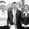 Eine besondere Auszeichnung erhielt der Kreisvorsitzende des
Tischtennis-Kreises Main-Spessart, Wolfgang Geist. Für 30 Jahre Mitarbeit im
Tischtennis-Verband wurde er mit der Ehrennadel in Gold mit kleinem Kranz
ausgezeichnet (von links): SPD-Bundestagsabgeordnete Heidi Wright,
Wolfgang Geist, Ehrenvorsitzender Heinz Steigerwald und
Grünen-Landtagsabgeordnete Simone Tolle.
