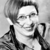 Sie stammt aus Sand, lehrte an der Uni in Würzburg und wird ab
September Professorin an der größten schweizerischen Universität in Zürich: Dr.
Sabine Schneider.