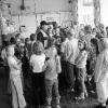 Die Kinder aus Weißrussland besuchten den Landkreis Haßberge und dabei auch die Knetzgauer Feuerwehr.
Interessiert lauschten sie den Ausführungen der Wehrleute.