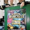 Freuen sich auf ihren Auftritt:
Zirkusdirektor Bernhard Paul (rechts)
und Joey Kelly von der Kelly
Family.