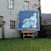 Die größte Staffelei der Welt steht vor dem Lohrer Spessartmuseum.