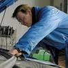 Gespart wird überall, auch an der Wartung der Autos: Das bekommt Joachim Wahl, Leiter der TÜV-Stelle in Lohr, bei den jährlichen
Auto-Untersuchungen zu spüren.