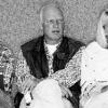 Ein Engagement von Dirk Nowitzki bei Würzburgs Zweitliga-Korbjägern sei "allein seine Entscheidung" betont Schwester Silke (hier im Bild mit Holger
Geschwindner/links und Jung-Opa Jörg Nowitzki), die zur aktuellen Diskussion um ihren Bruder Stellung nimmt.