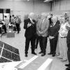 50 Jahre Mainland GmbH feierte die Firma Udo Lermann am Samstag. Geschäftsführer Helmut Viering (links)
führte Ehrengäste, darunter Landrat Armin Grein und den Obermeister der Kraftfahrzeug-Innung für
Unterfranken, Wilfried Grampp (von links), durch die Hausmesse und die Betriebsräume auf dem Marktheidenfelder
Dillberg.