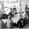 Katja Bott im katholischen Kindergarten in Münnerstadt bei ihrer
Rückenschule mit den Kindern.