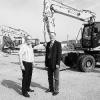 Bürgermeister Michael Ziegler (rechts) freut sich, dass er mit Willibald Klarmann einen weiteren erfolgreichen
Unternehmer im Industriepark Eltmann hat.