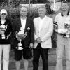 Klaus Friedrich (2. v. r.), Präsident des veranstaltenden Golfclub Steigerwald, freute sich mit den Siegern und
Platzierten der ersten "Geiselwind-Open" (von links): Vera Witzleben (Dritte), Sieger Klaus Dittrich und Andreas
Sprigade (2.).
