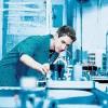 Wer dieses Jahr einen Ferienjob ergattert hat, kann sich glücklich schätzen. Die meisten Stellen bieten Bosch
Rexroth in Lohr und Braun in Marktheidenfeld an. Die Bewerbung lohnt sich jedoch meist erst nächstes Jahr wieder.
In diesem Sommer ist schon fast alles besetzt.