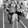 Auf dem Weg zu Bayern-Gold: Lisa Hofmann (TSV Bad Kissingen) zieht im
Finish des 800-m-Laufes unwiderstehlich an.