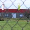 Rund ein Jahr ist es her, dass die Firma Schäflein logistics das Gelände des ehemaligen Einkaufszentrums in Grettstadt erworben hat. In der Bevölkerung gibt es Aufklärungsbedarf, was sich hinter den Firmenbezeichnungen „1 2 trade“ und „addlog“ der Firmengruppe verbirgt.