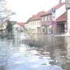 Um Schäden wie beim "Jahrhundert-Hochwasser" 2003 im Markt zu vermeiden, muss sich der Euerdorfer
Gemeinderat mit dem Bau einer Schutzmaßnahme befassen. Dazu stellte das Wasserwirtschaftsamt jetzt eine
Machbarkeitsstudie vor.