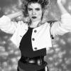 "Es kursieren Fotos, die mir heute
einfach nur peinlich sind": Kim
Wilde in den 80ern.