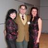 Mit Johannes Warth, Überlebensberater und SAbtA-Trainer, freuen sich die Veranstalterinnen des Dritten Mainfränkischen Businessforums, Micaela Halboth (links) und Katrin Cochlovius über den Erfolg der Veranstaltung, die am Wochenende rund 500 Besucher anzog.