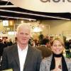 Über Gold freut sich der Biowinzer Frankenwinzer Helmut Christ aus Nordheim mit der Fränkischen Weinkönigin Jennifer Herbert.