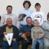 Am Ende der Schau-Saison 2006/07 stellten die Großlangheimer Kleintierzüchter noch einmal mit großem Erfolg aus: (hinten von links) Dominik Lehner, Werner Wallrapp, Magnus Latzel, Marcel Lehner, Konrad Kolb sowie (vorne von links) Manuela Lutz, Adolf Habermann, Willi Habermann mit seinem Enkel Paul Habermann und Wolfgang Lehner.