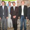 Der stellvertretende CSU-Kreisvorsitzende Thomas Bold (links) und der stellvertretende Ortsvorsitzende Emil Müller (rechts) mit (dazwischen, von links) dem Ortsvorsitzenden Sandro Kirchner, seinem Stellvertreter Robert Zehe, Schriftführer Christian Halbig und Schatzmeister Daniel Wehner. Den Vorstand vervollständigt Norbert Reinmann.