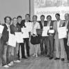 Die Preisträger aus Unterfranken bei der Preisverleihung: Reinhard May, Innenarchitekt, Manfred Ring, Jochen Hofmann, Karlheinz Keicher (alle HKR Architekten), Frank Dietrich, Winzergenossenschaft Sommerach, Barbara Fendel, Deutsche Weinkönigin, Ludwig Knoll, Weingut am Stein, Michael Jansen, Staatlicher Hofkeller Würzburg, Roland Breunig, Architekt, archicult Zell am Main, Christoph Pullmann, Lichtdesigner, Zell, und Sven Unger, Innenarchitekt, Zell.