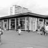 Viele kennen ihn zumindest vom Vorbeigehen: die WVV schließt am Freitag ihren Pavillon am Hauptbahnhof.THERESA RUPPERT
