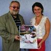 Zum Weltalzheimertag hatte der Leiter der Karlstadter Otto-und-Anna-Herold-Stiftung, Rudi Gosdschan, die Duisburger Regisseurin Marion Kainz ins Mühlbacher Kino eingeladen. Sie stellte dort ihren Film „Der Tag, der in der Handtasche verschwand“ vor.