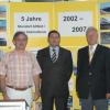 Feierten das fünfjährige Bestehen von Hydraulik-Ring am Standort Marktheidenfeld (v.  l.): Betriebsratsvorsitzender Karl Rüppel, Kaufmännischer Geschäftsführer Martin Herrmann, Bürgermeister Leonhard Scherg und Technischer Geschäftsführer Dr. Manfred Schrammek.