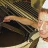 Jobs wie im Schlaraffenland gibt's bei Eichetti: Oder wer würde nicht aus der vollen Schokomasse schöpfen?