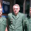 Stabwechsel bei der Polizeiinspektion Würzburg-West (von links): der neue Chef Johann Ott, Polizeipräsident Helmut Koch und der scheidende Leiter Pantaleon Brümmer.