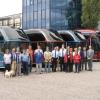 Das Zellinger Busunternehmen Lyst Reisen hat 1,2 Millionen Euro investiert und vier neue Busse für seinen Fuhrpark angeschafft. Im niederbayerischen Neoplanwerk wurden die Busse übergeben.