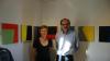 Flächen und Farben sind die Grundelemente der Konkreten Kunst. Christiane Richter zeigt ihre Werke zurzeit in der „Galerie im Oberen Tor“. Mit im Bild der Leiter der Galerie Joachim Beßler.