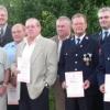 Auch der Feuerwehrverein ehrte seine Mitglieder (von links): Kommandant Günther Roll, Vereinsvorsitzender Stefan Lieblein, Paul Geier, Walter Schulz (jeweils 50 Jahre im Verein), Bürgermeister Michael Herterich, Ludwig Karrlein (40 Jahre Mitglied), Anton Markert, Elmar Hergenröther und ehemaliger Vorsitzender Franz Wildanger (jeweils 50 Jahre im Verein), Willi Warmuth, Berthold Weidinger, Artur Rößner sowie zweiter Kommandant Johannes Geier (jeweils 25 Jahre Mitglied). In Abwesenheit geehrt wurden: Bernhard Markert, Gerhard Buchwald und Gerd Seufert, die 25 Jahre lang dem Verein die Treue hielten.