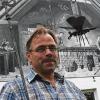 Lorenz Romeis ist ein kreativer Mensch, einer, der seinen Beruf liebt und um originelle Ideen nie verlegen ist. Am Samstag, 7. 7. 07 veranstaltet er in Altmannshausen ein Sommernachtsschmieden mit einem interessanten Begleitprogramm.