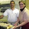 Längere Reifezeiten beim Teig, frische Zutaten und der Verzicht auf Hilfsstoffe: Martin Lindner, Inhaber der Bäckerei Kleinschrodt und seine Frau Ulrike backen nach dem Prinzip des Slow Baking.