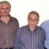 Der Vorsitzende der Skatfreunde Billingshausen, Norbert Schlund (links), und Spielleiter Frieder Hüsam (rechts) überreichten die Preise an Konrad Eirich, Werner Finkenberger und Dieter Fischer.