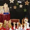 Nüdlingen (oll)   Die Vorfreude auf das Weihnachtsfest lag beim Weihnachtsmarkt der Nüdlinger Lebenshilfe-Werkstatt am Pfaffenpfad bei Glühwein- und Kaffeeduft in der Luft. Überall sah man zur Advents- und Weihnachtszeit passende Schmuckgegenstände. Besonders erfreulich war, dass es beim Weihnachtsmarkt zum Miteinander von Behinderten und Nichtbehinderten kam.