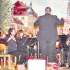 Die „Bläserfreundschaft Großeibstadt/Wülfershausen“ gestaltete einen musikalischen Abend in der FrankenTherme mit vielen Melodien aus unterschiedlichen Bereichen. Im Bild Dirigent Alexander Lurz, der sich mit Michael Seibert abwechselte.