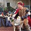 Kindertheater in Giebelstadt anno 1999: Hannes Hirth hat als Shirkan auf dem Motorrad offensichtlich viel Spaß.