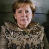 Auch Bundeskanzlerin Angela Merkel (CDU), hier bei ihrem Besuch in Afghanistan, trägt Splitterschutzwesten, die in Fulda von  der Firma Mehler hergestellt werden.
