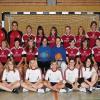 Sie vertraten die Ochsenfurter Farben in der Bezirksliga Süd. Die weibliche B-Jugend vertrat die Farben des TV Ochsenfurt in der Bezirksliaga Süd (hinten von links): Torwarttrainer Bastian Imhof, Trainer Achim Schimanski, Janina Moser, Christina Korsa, Sina Eckstein, Anna-Lena Fischer, Lisa Engel, Sarah Collet, Trainer Thomas Klement; (Mitte von links:) Ramona Neugebauer, Regina Gößwald, Liza Wüst, Bianca Holley, Judith Großmann, Annegret Kühne, Sandra Dluzcek, Laura Grünewald; (vorne, von links): Franziska Sennefelder, Daphne Wolfram, Lisa Eck, Vanessa Laudenbach, Sandra Albus, Jennifer Bradenstein und Carina Fegelein.