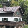 Das Rhönheim im Bischofsheimer Ortsteil Haselbach steht seit eineinhalb Jahren unter der Regie eines rührigen Freundeskreises, der jetzt die 50-Jahrfeier organisierte.