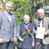 Bürgermeister Norbert Endres gratulierte Josefine und Max Schulz zur Diamantenen Hochzeit.