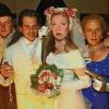 Ein Jahr nach dem Leichenschmaus für Lord Ashtonburry lädt dessen Tochter zur Hochzeit, bei der wieder der kriminalistische Spürsinn der Gäste gefragt ist.