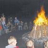 Abschließender Höhepunkt eines jeden Tages NaturErlebnisCamp waren die Treffen am Lagerfeuer.