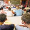 Chemie-Unterricht in der Staudinger Ganztags- und Gesamtschule in Freiburg. Eine umfassende Gesundheitsvorsorge für Lehrer in Baden-Württemberg ist aus Sicht der Gewerkschaft Erziehung und Wissenschaft (GEW) überfällig.