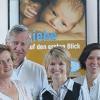 Anlässlich der Weltstillwoche will das Personal der Missionsärztlichen Klinik – Oberärztin Anette Kaufhold-Moore, Chefarzt Dietmar Kranzfelder, Krankenschwester Anne Wirz und Assistenzärztin Sabine Schuler (von links) – das Stillen fördern und streben das Zertifikat „Babyfreundliches Krankenhaus“ an.